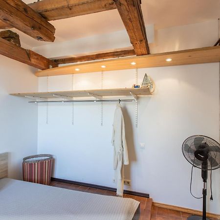 Mansard In Old Town Apartment Riga Ngoại thất bức ảnh