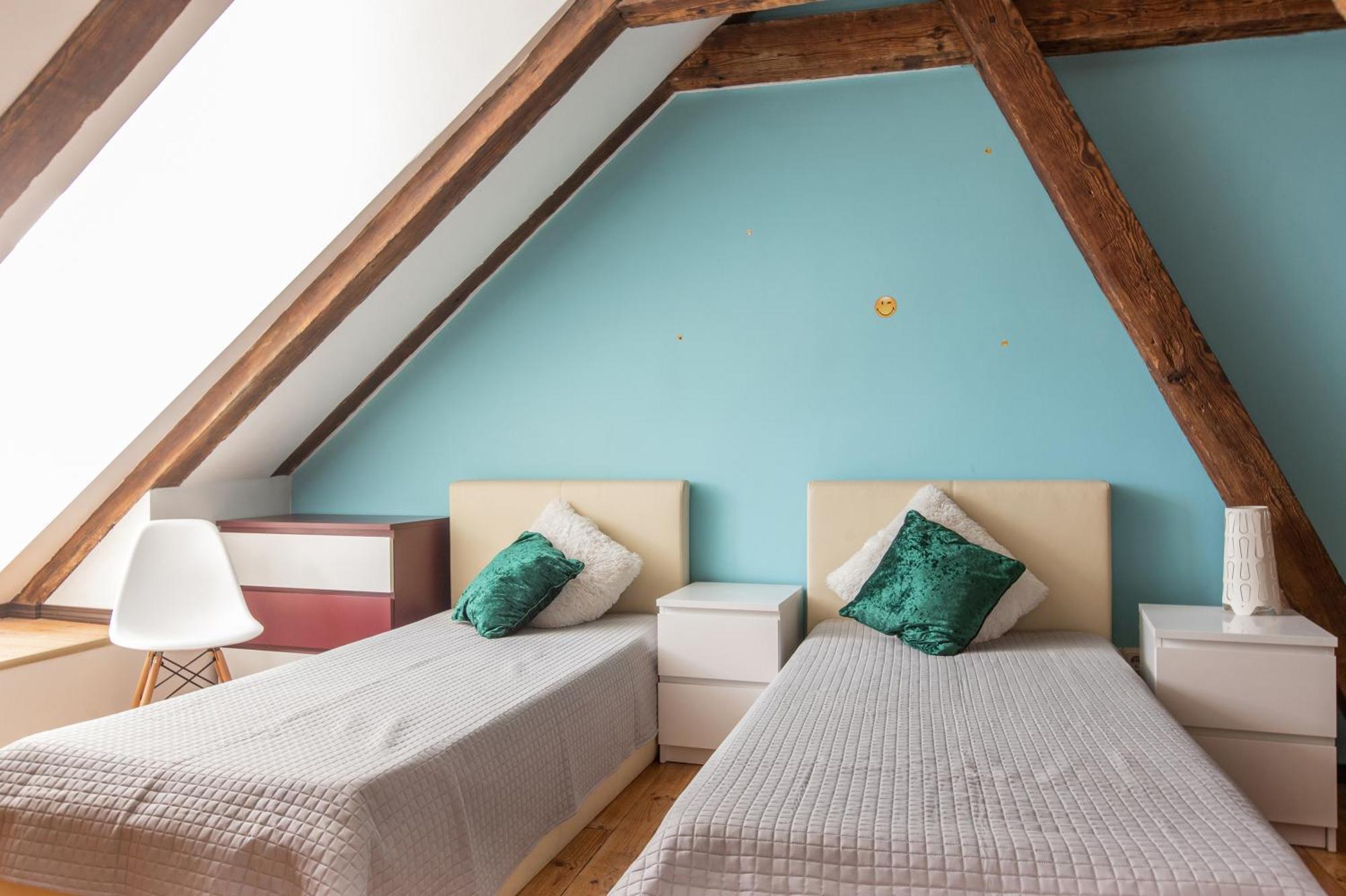 Mansard In Old Town Apartment Riga Ngoại thất bức ảnh