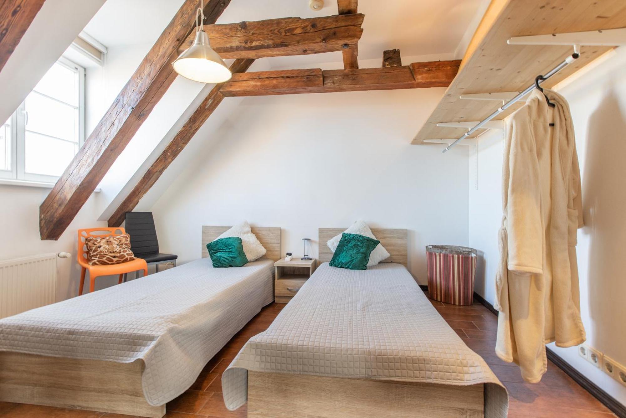 Mansard In Old Town Apartment Riga Ngoại thất bức ảnh