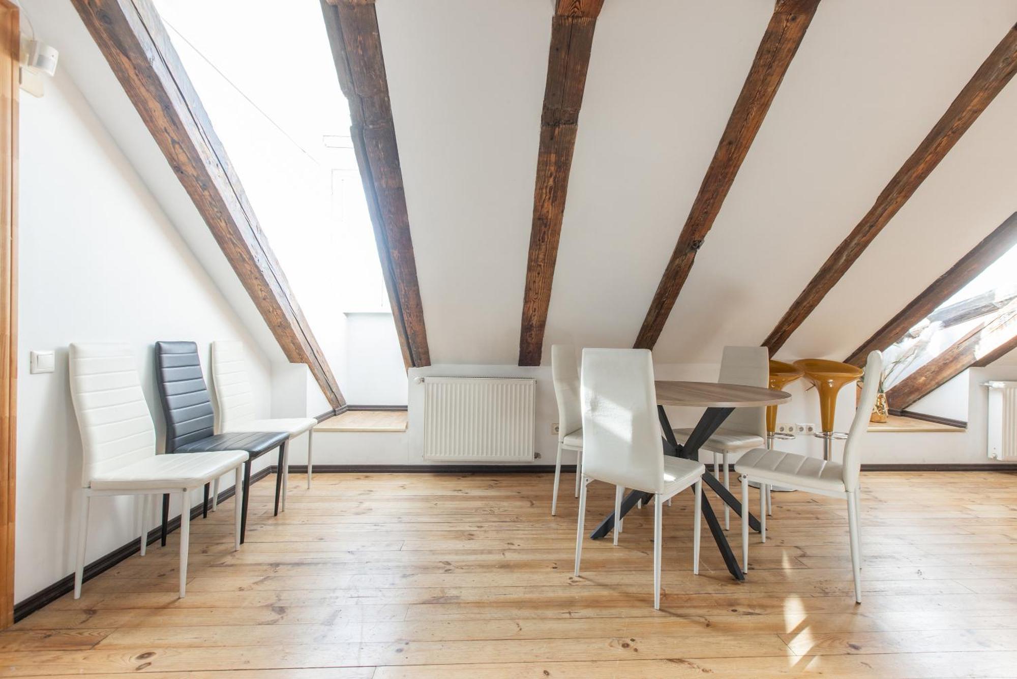 Mansard In Old Town Apartment Riga Ngoại thất bức ảnh