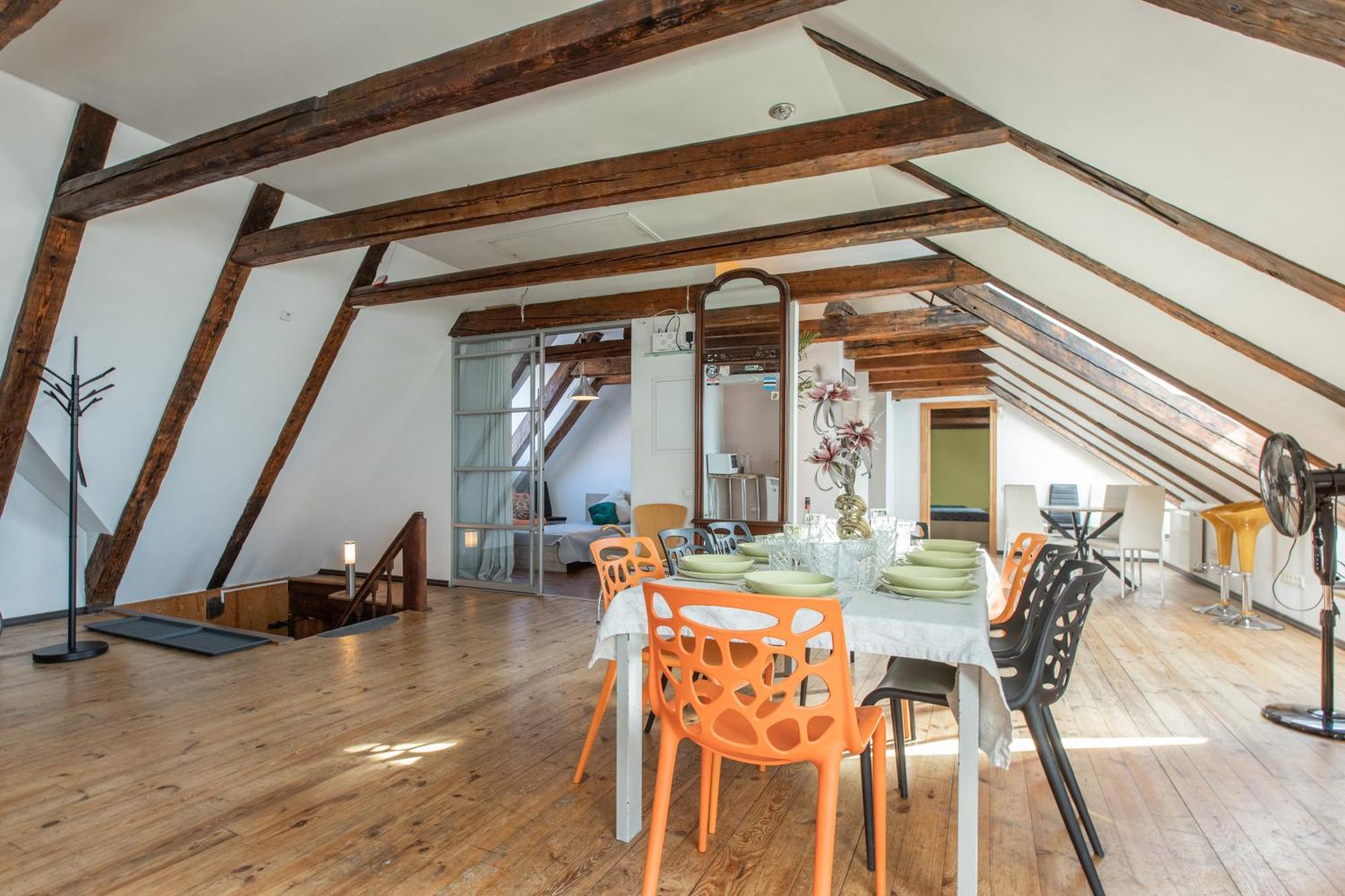 Mansard In Old Town Apartment Riga Ngoại thất bức ảnh